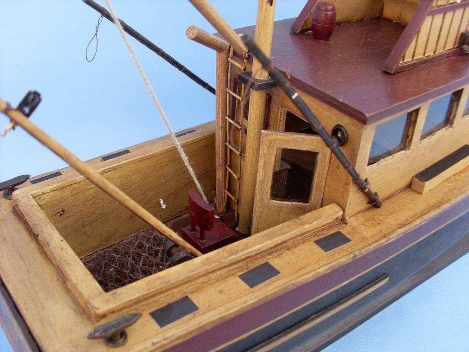Wooden Jaws - Orca Model Boat 20"