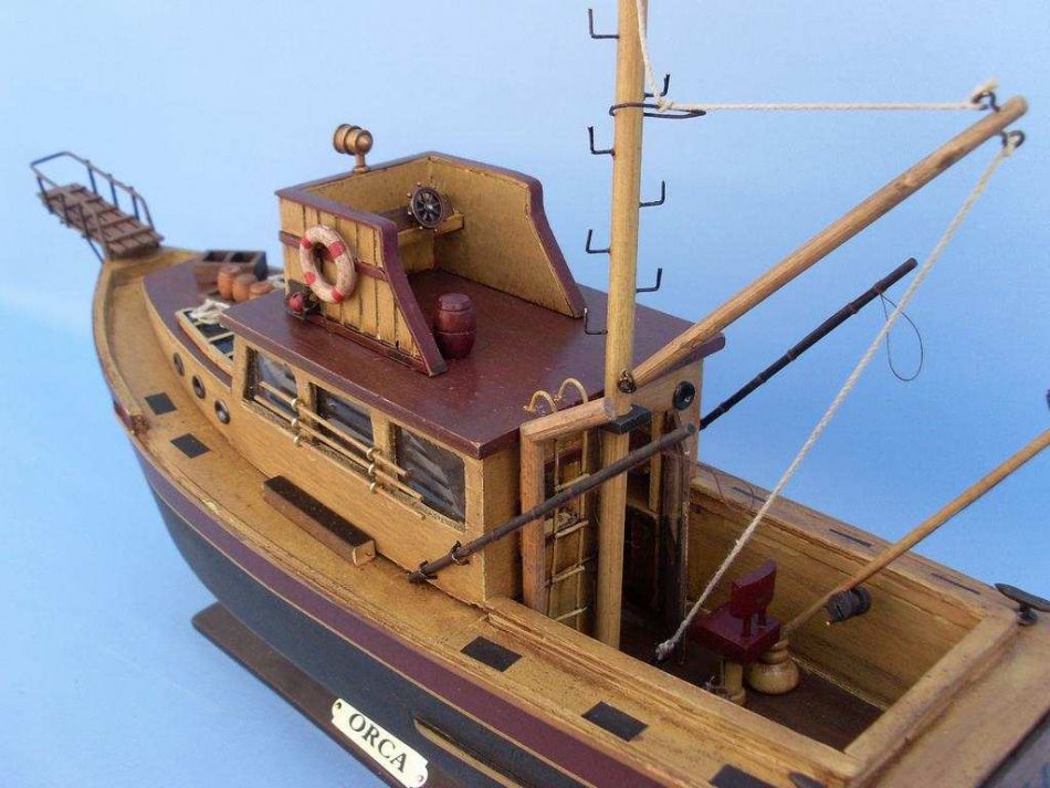 Wooden Jaws - Orca Model Boat 20"