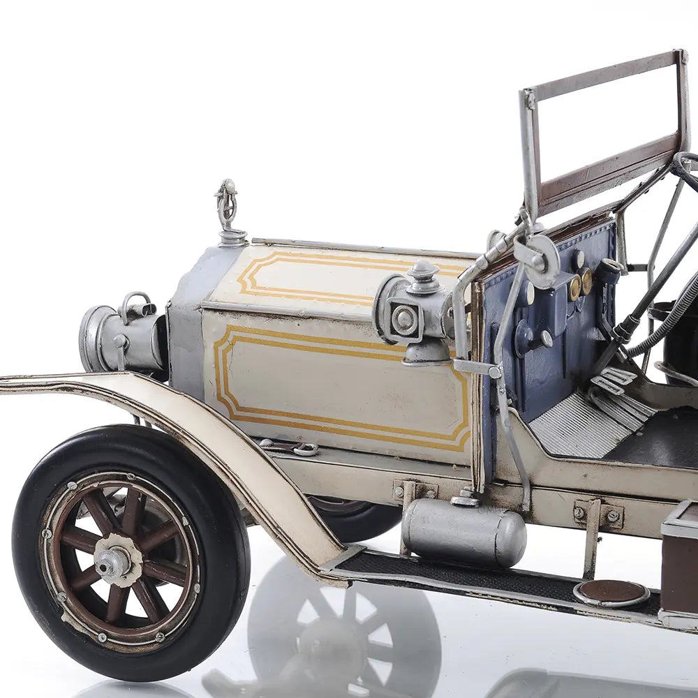 Model 1909 Rolls Royce Ghost Edition