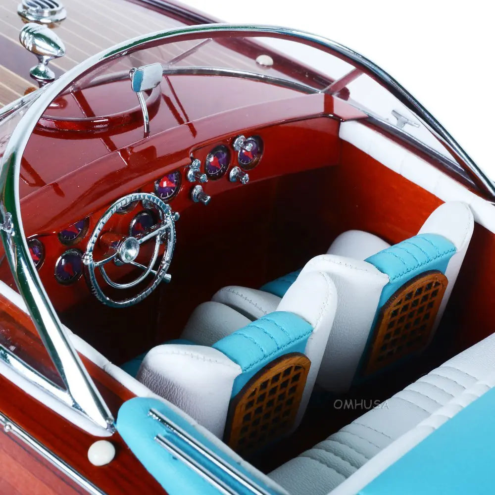 CLASSIC RIVA AQUARAMA MODEL SPEED BOAT