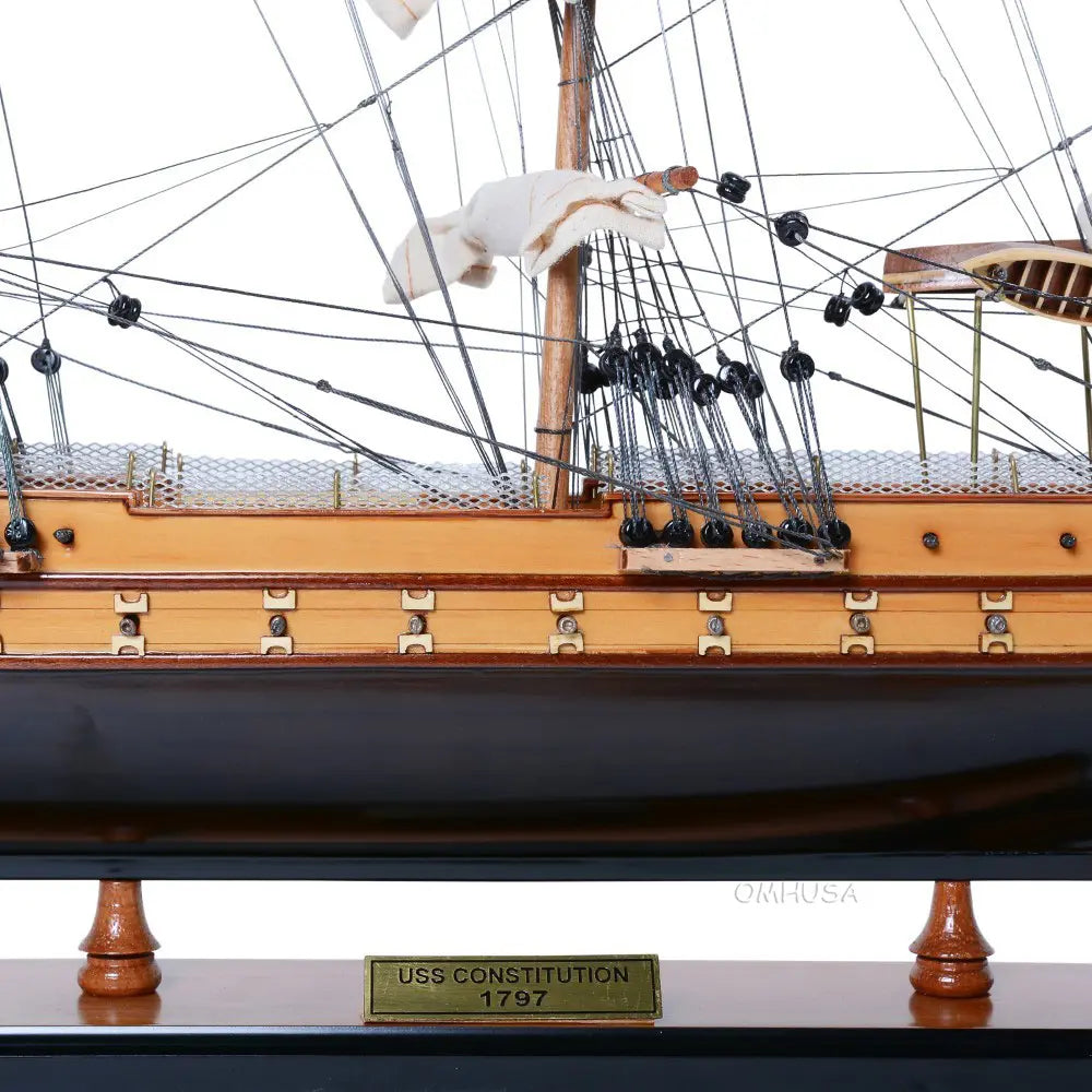 USS Constitution Premium Model Ship "OLD IRONSIDES"