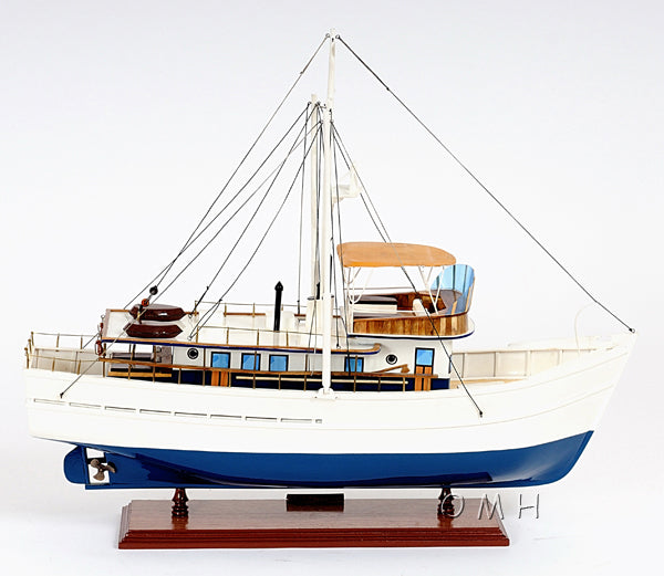 Dickie Walker Boat Model B-039