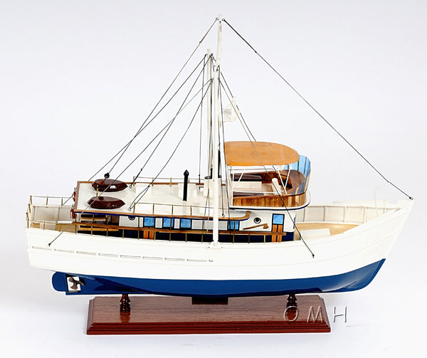 Dickie Walker Boat Model B-039