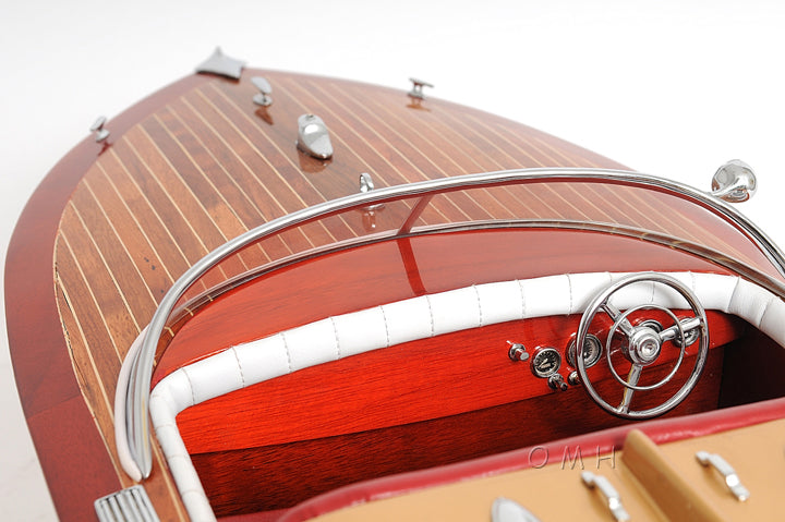 Chris Craft Cobra Model Speed Boat