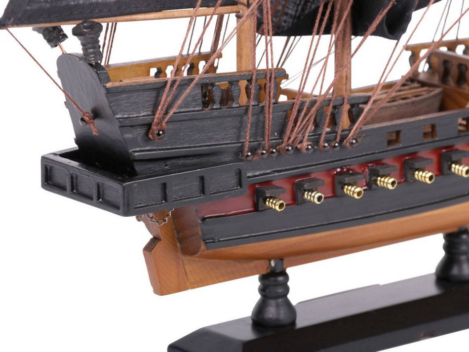 Wooden Blackbeard's Queen Anne's Revenge Black Sails Limited Model Pirate Ship 15"