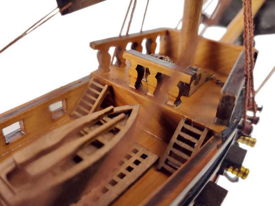 Wooden Blackbeard's Queen Anne's Revenge Black Sails Limited Model Pirate Ship 15"