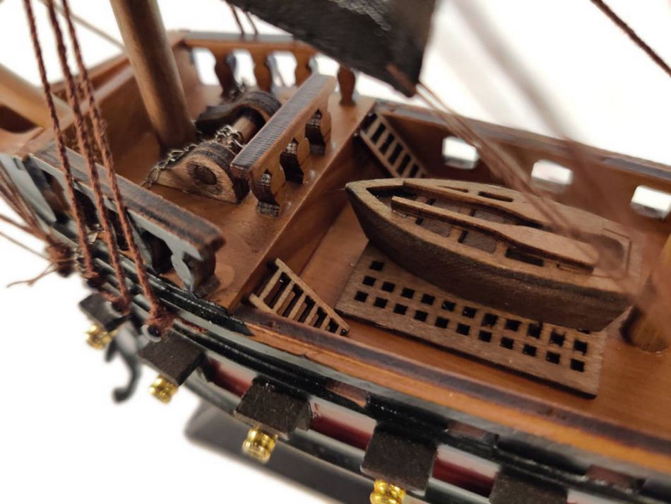 Wooden Blackbeard's Queen Anne's Revenge Black Sails Limited Model Pirate Ship 15"