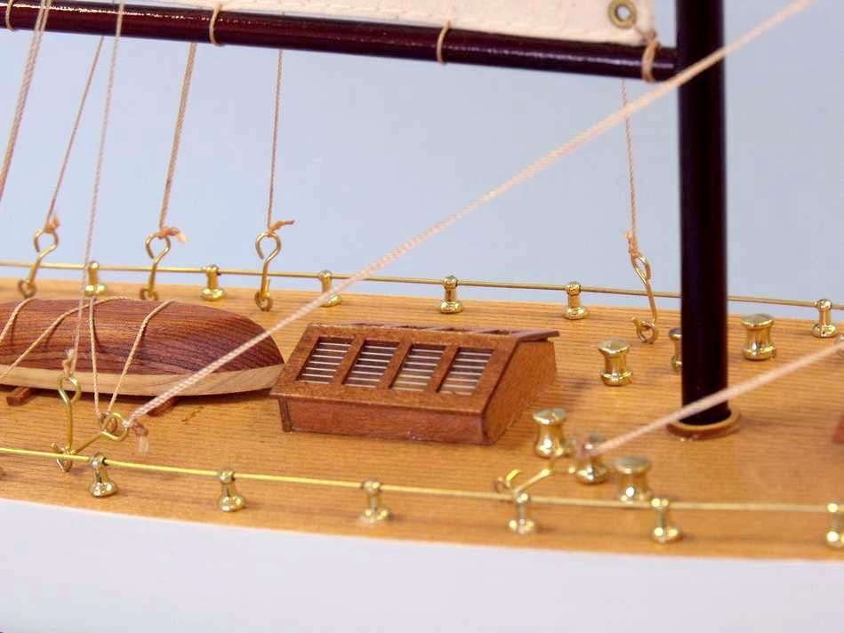 Wooden Columbia Limited Model Sailboat Decoration 35"