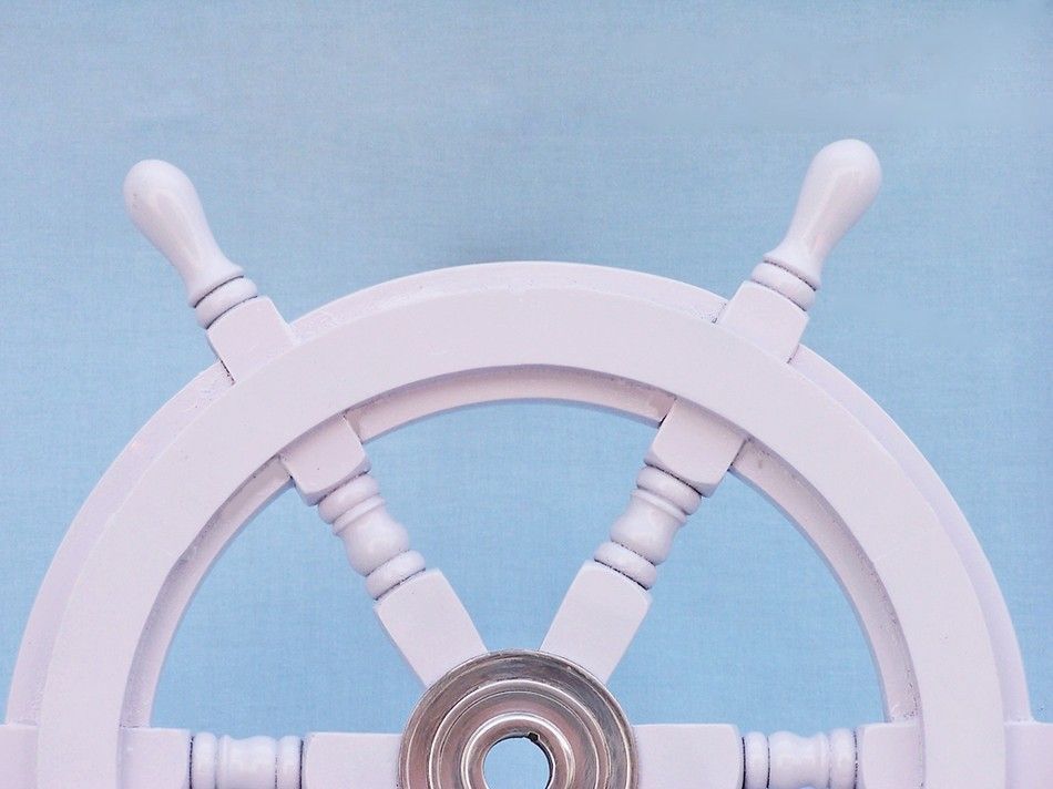 Deluxe Class White Wood and Chrome Ship Decorative Steering Wheel 18"
