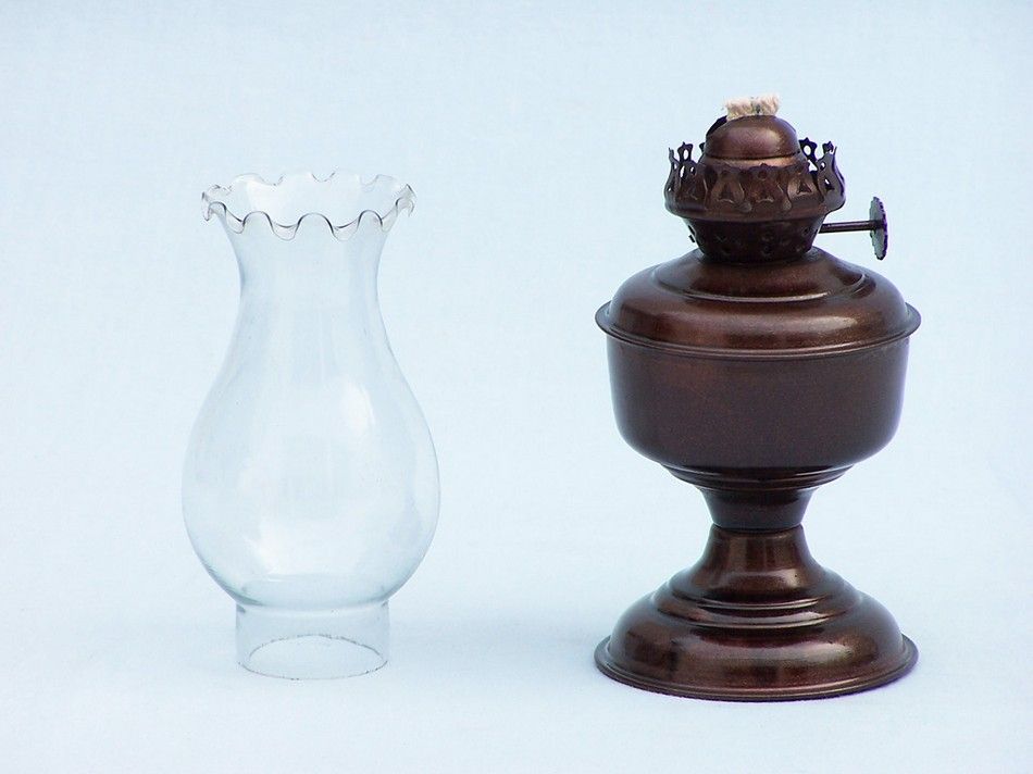 Antique Copper Table Oil Lamp 10"