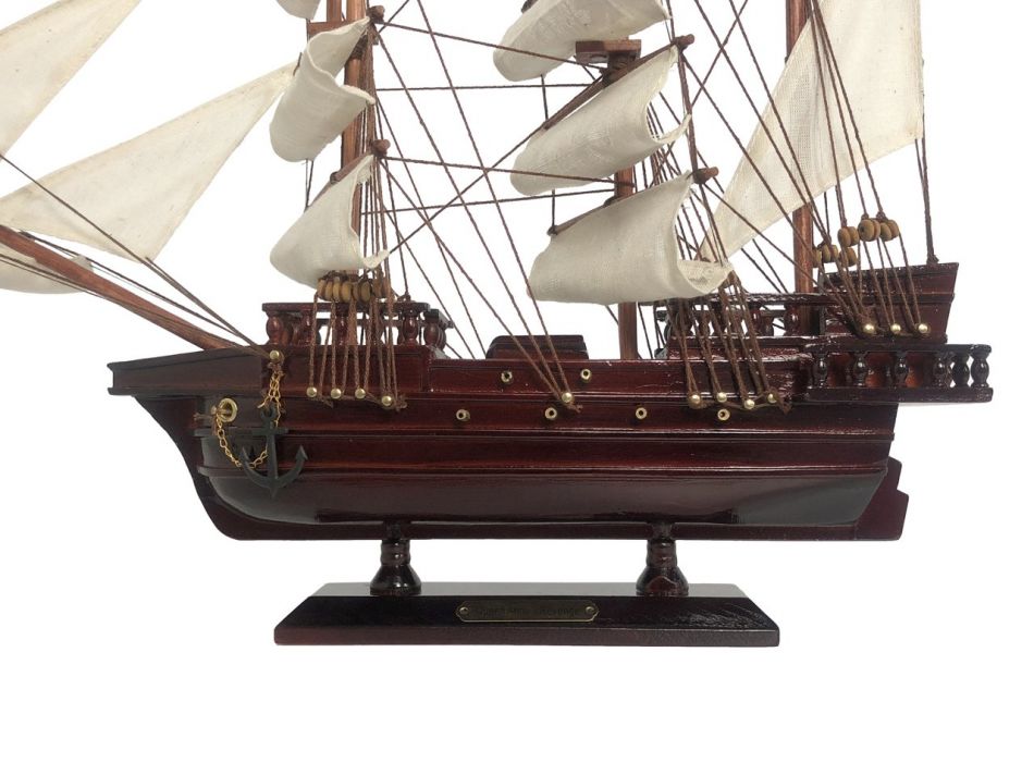 Wooden Blackbeard's Queen Anne's Revenge White Sails Pirate Ship Model 20"