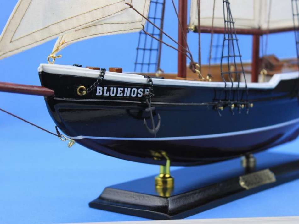Wooden Bluenose Model Sailboat Decoration 24"