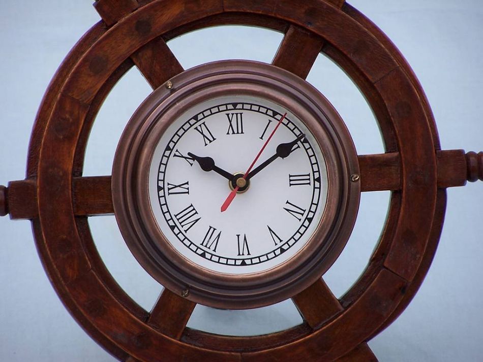 Deluxe Class Wood and Antique Copper Ship Steering Wheel Clock 12"