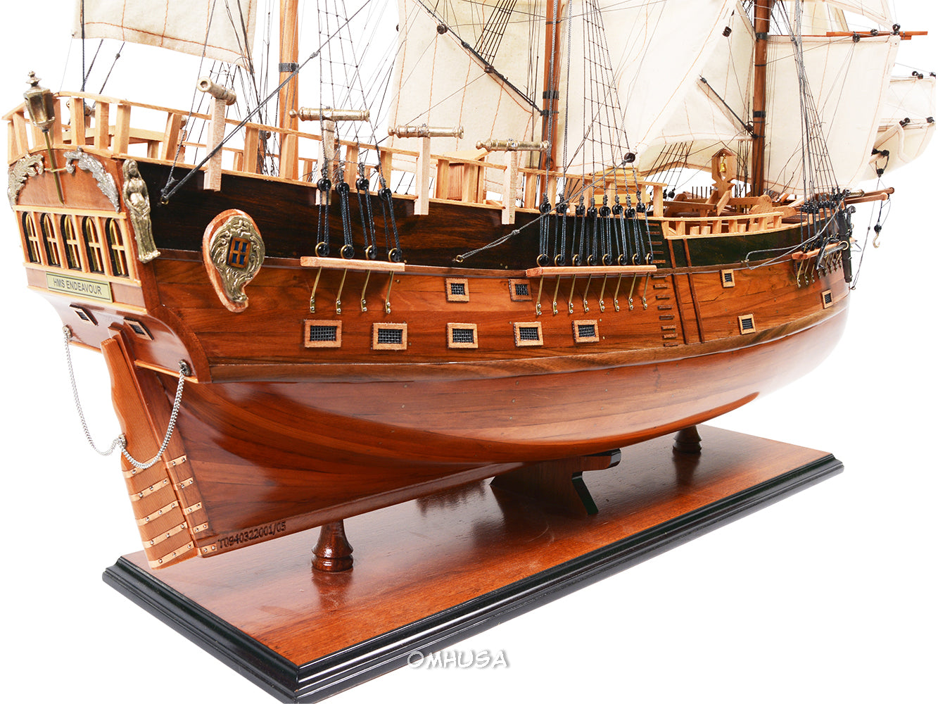 HMS Endeavour Historic Tall Ship Model