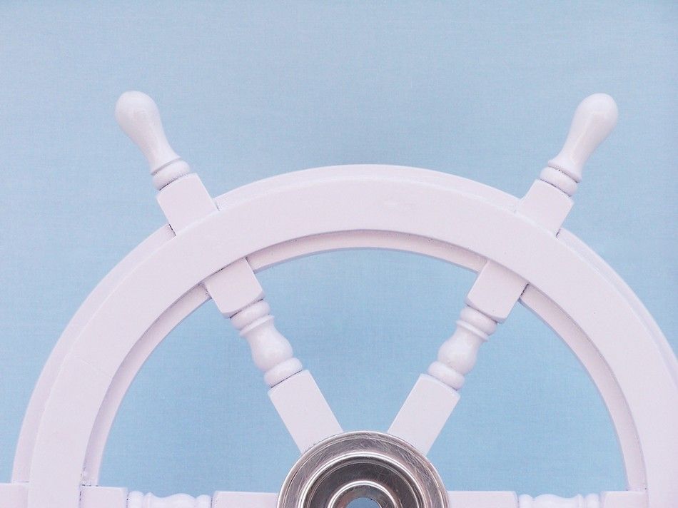 Deluxe Class White Wood and Chrome Ship Decorative Steering Wheel 24"