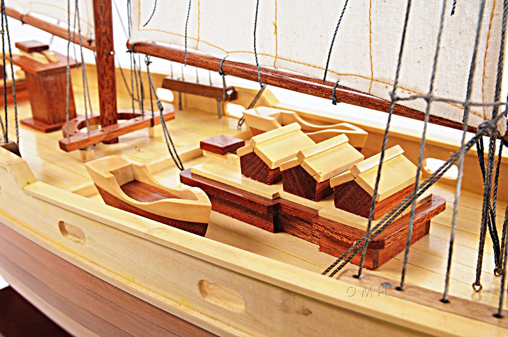 Bluenose II Model Sailing Yacht
