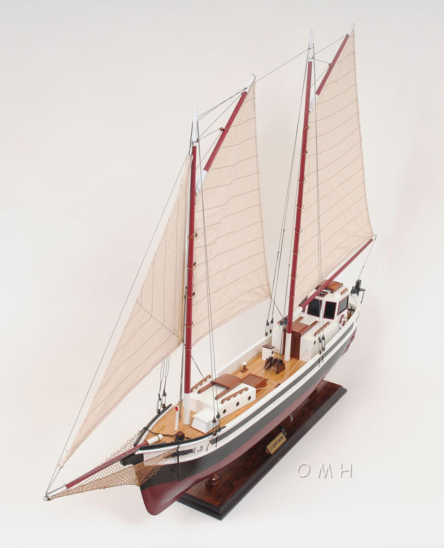La Gaspesienne Model Sailing Vessel
