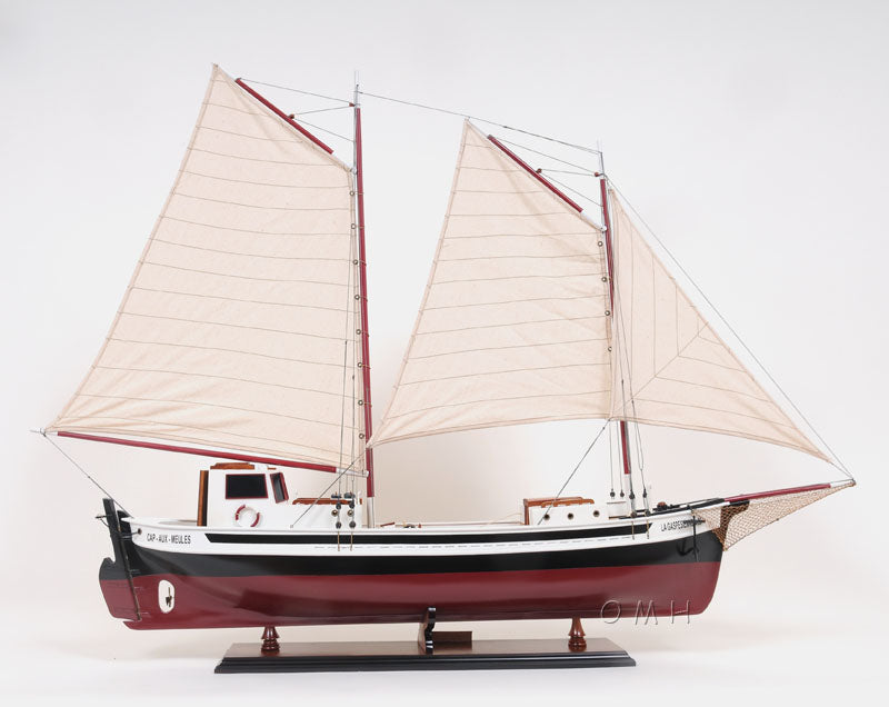 La Gaspesienne Model Sailing Vessel