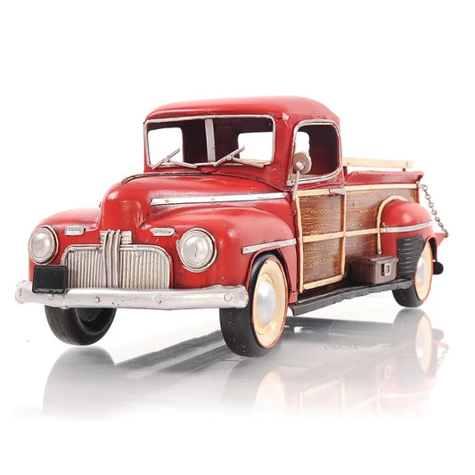 1942 Fords Pickup 1:12 Model