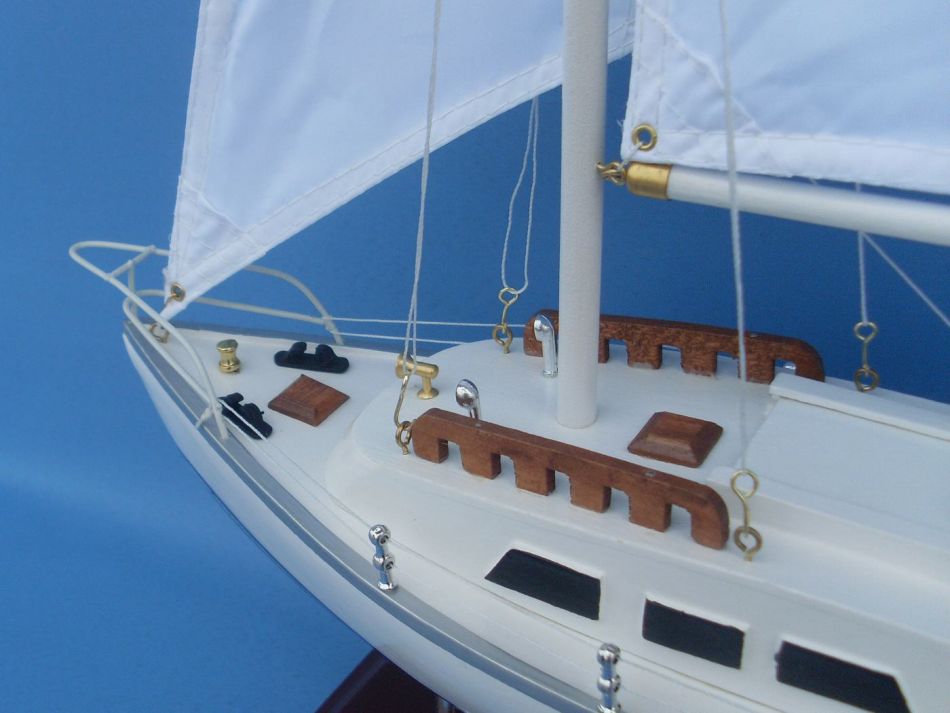 Wooden Catalina Yacht Model 24"
