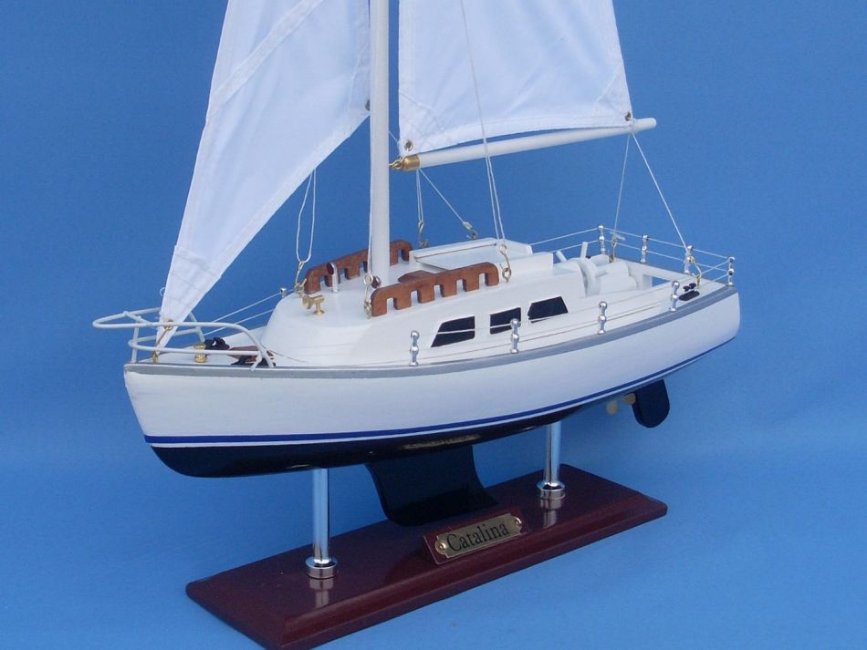 Wooden Catalina Yacht Model 24"