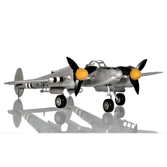 1940s U.S. Twin-Engine Fighter Model Plane