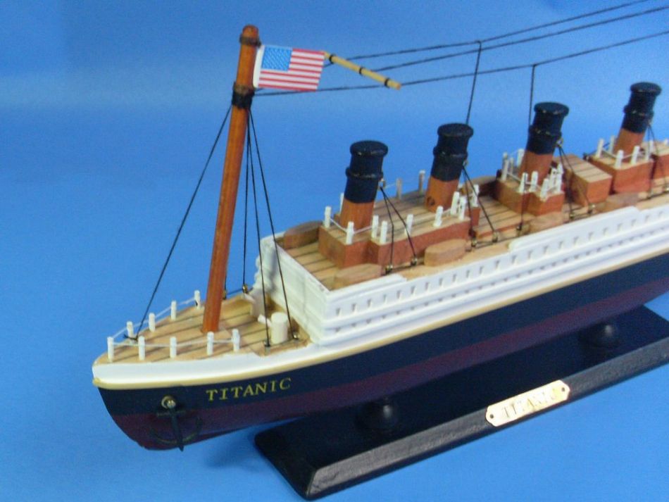 Wooden RMS Titanic Model Cruise Ship 14"
