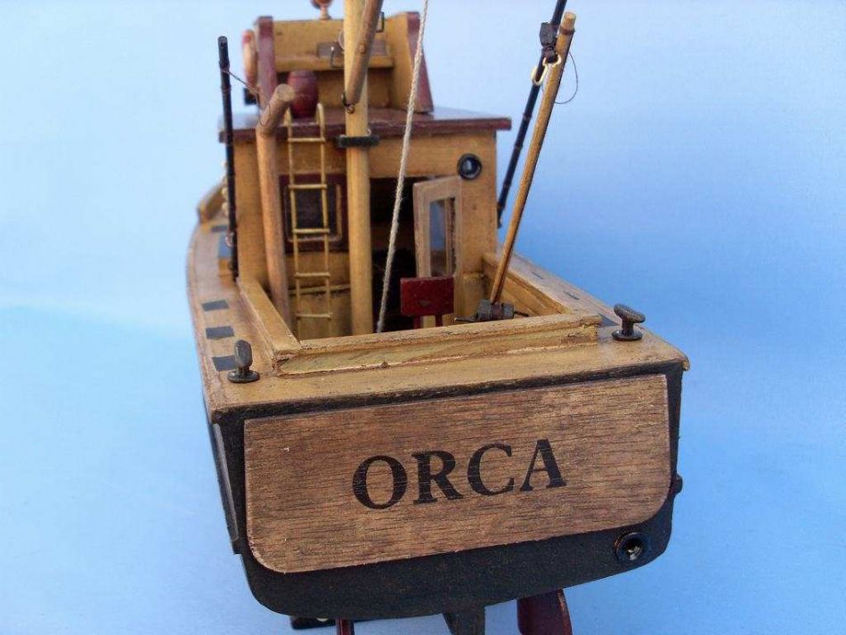 Wooden Jaws - Orca Model Boat 20"