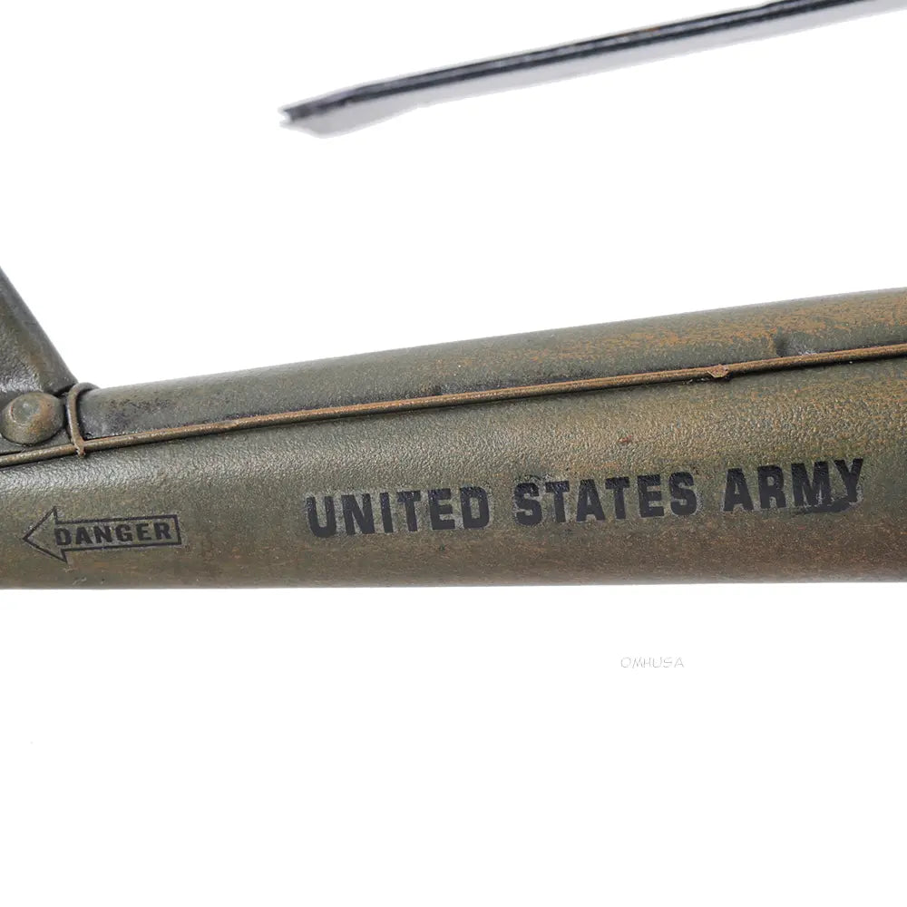 Ah-64 Apache 1:39 Model Helicopter