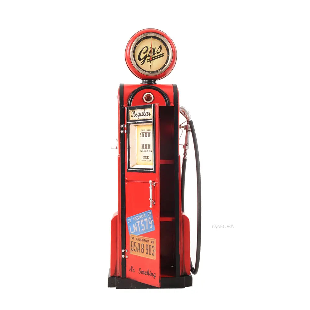 Old Gas Pump W/Clock 1:4 Model