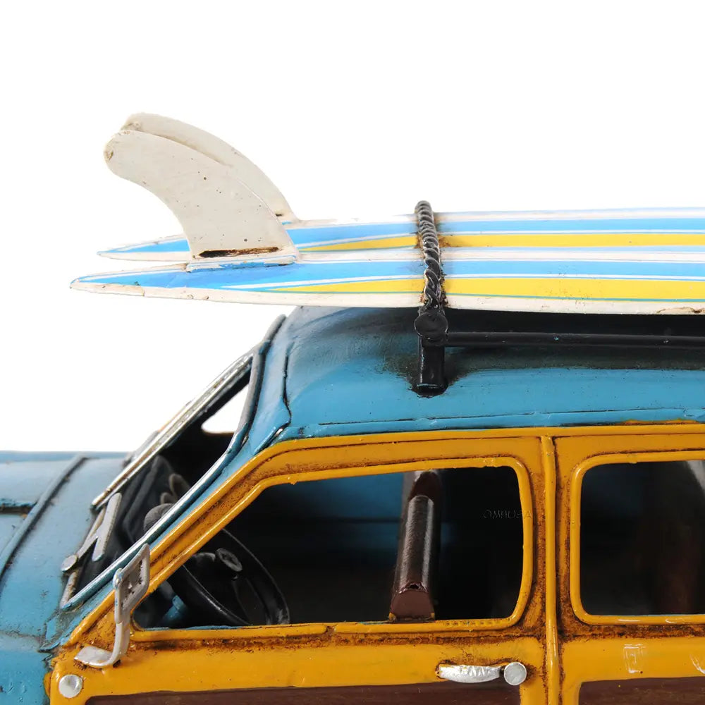1949 Ford Wagon Car W/Two Surfboards Model