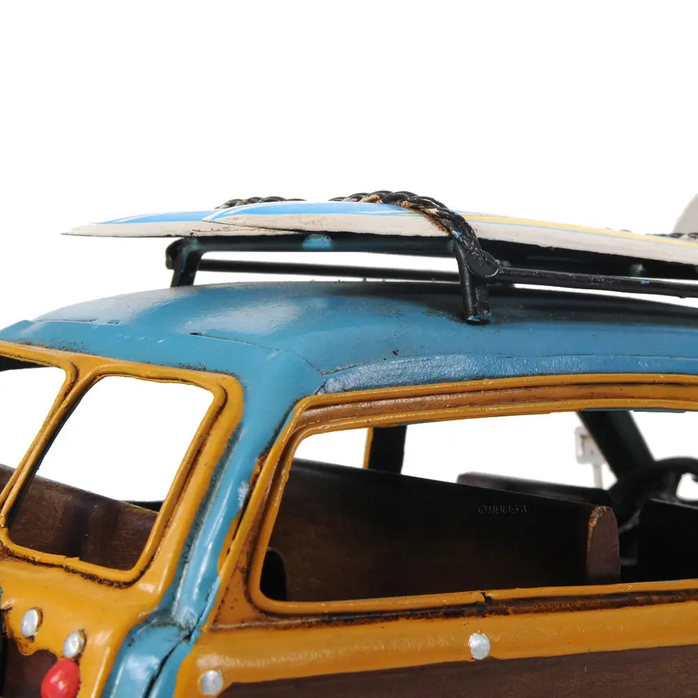 1949 Ford Wagon Car W/Two Surfboards Model