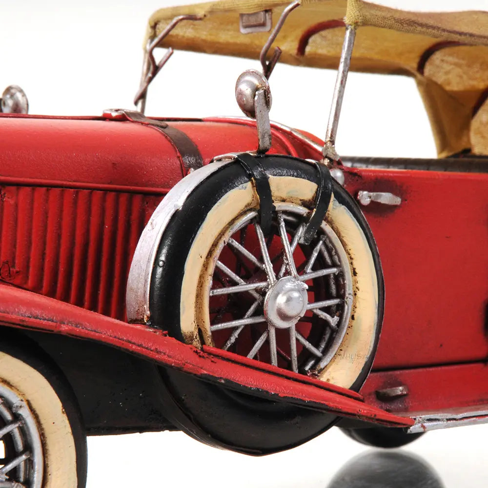 Model 1933 Red Duesenberg J 1:12