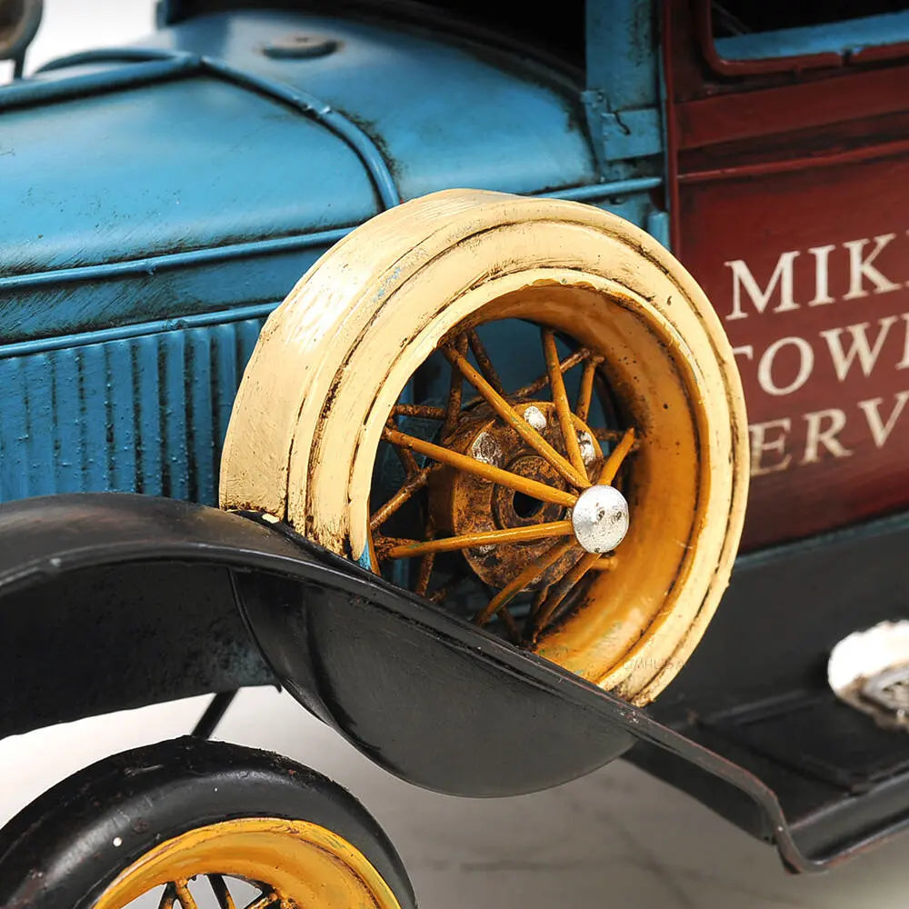 1931 Ford Model A Tow Truck 1:12 Model