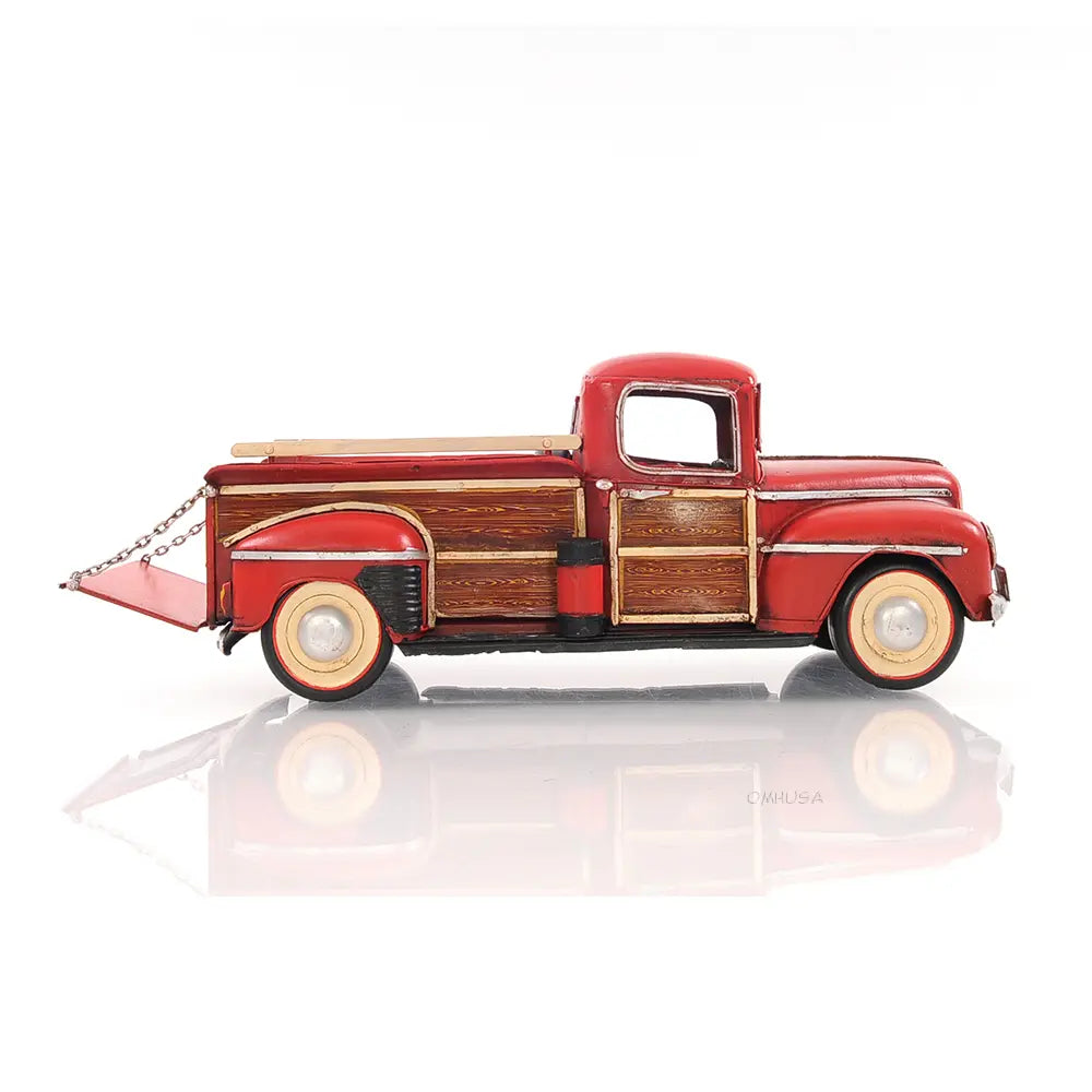 1942 Fords Pickup 1:12 Model