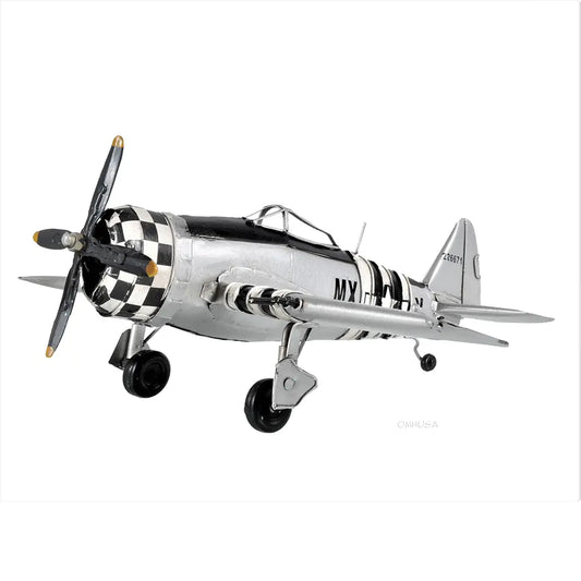 1943 Republic P-47 Bomber-Fighter Model Plane