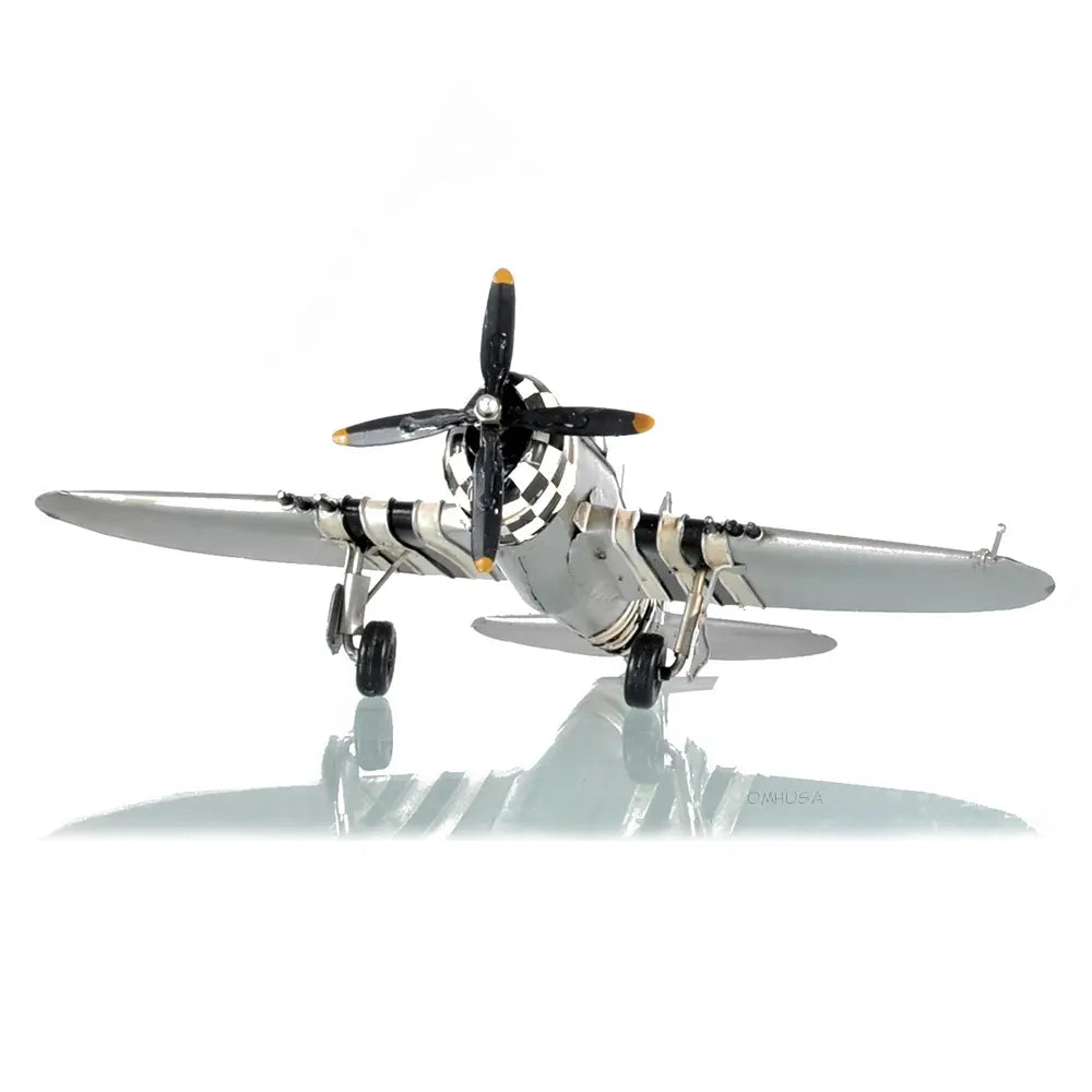 1943 Republic P-47 Bomber-Fighter Model Plane
