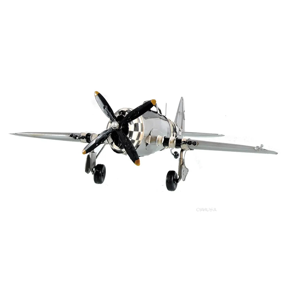 1943 Republic P-47 Bomber-Fighter Model Plane