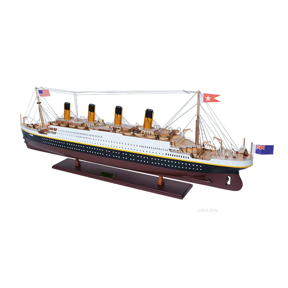 RMS Titanic Cruise Ship Painted Large
