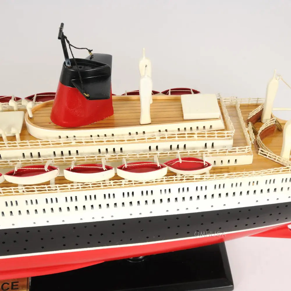 SS France Model Cruise Ship