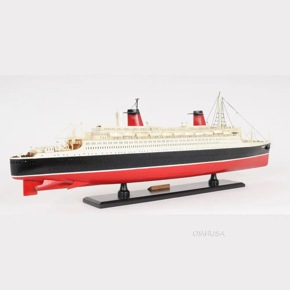 SS France Model Cruise Ship