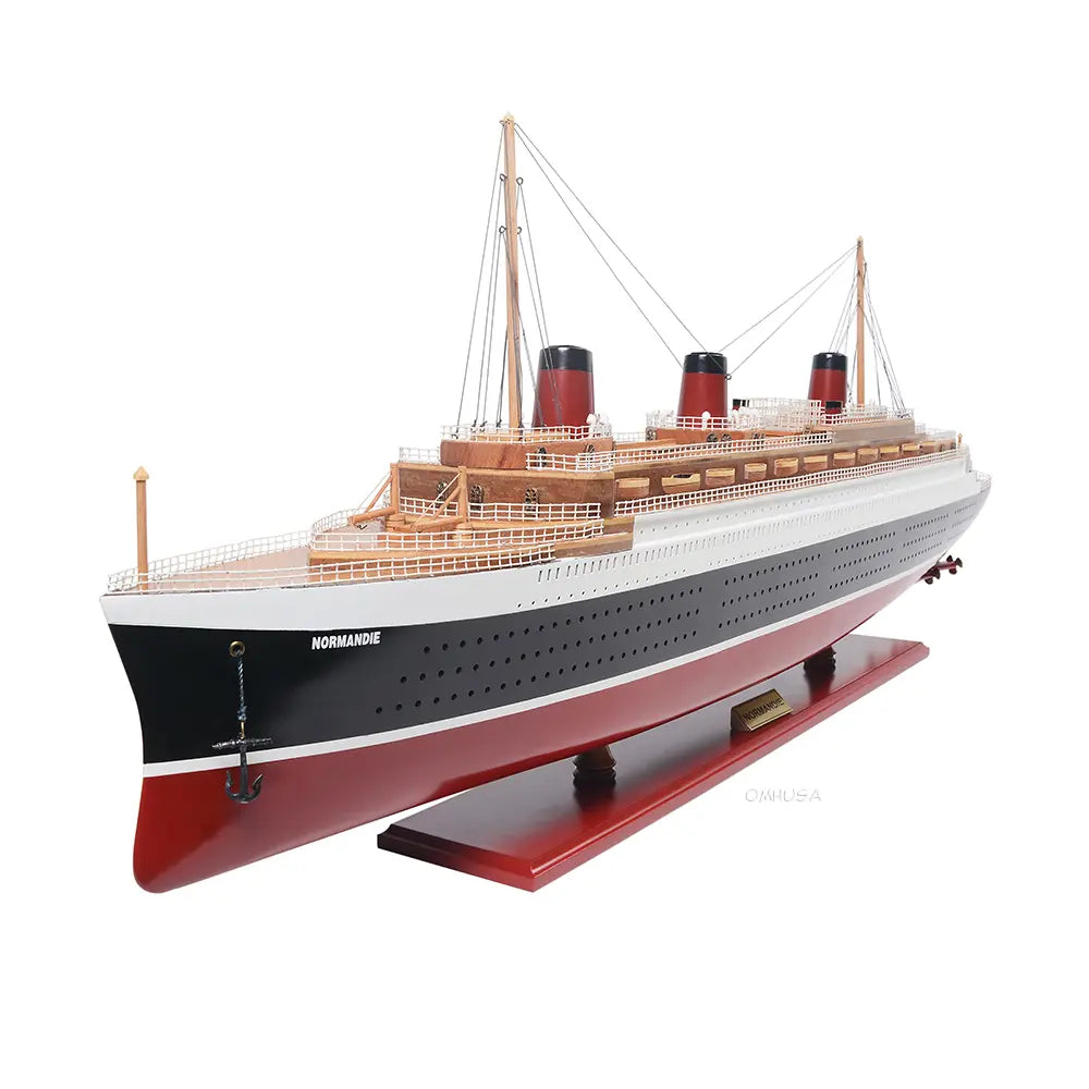 T.S.S. Normandie Model Cruise Liner