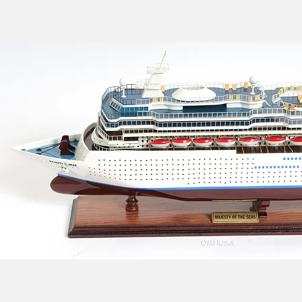 Royal Caribbean Majesty of the Seas Sovereign-Class Cruise Ship Model