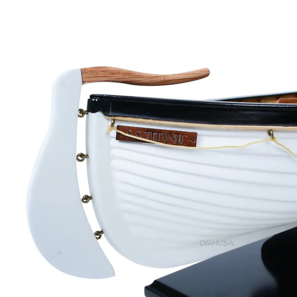 RMS Titanic Model Lifeboat No 7 model