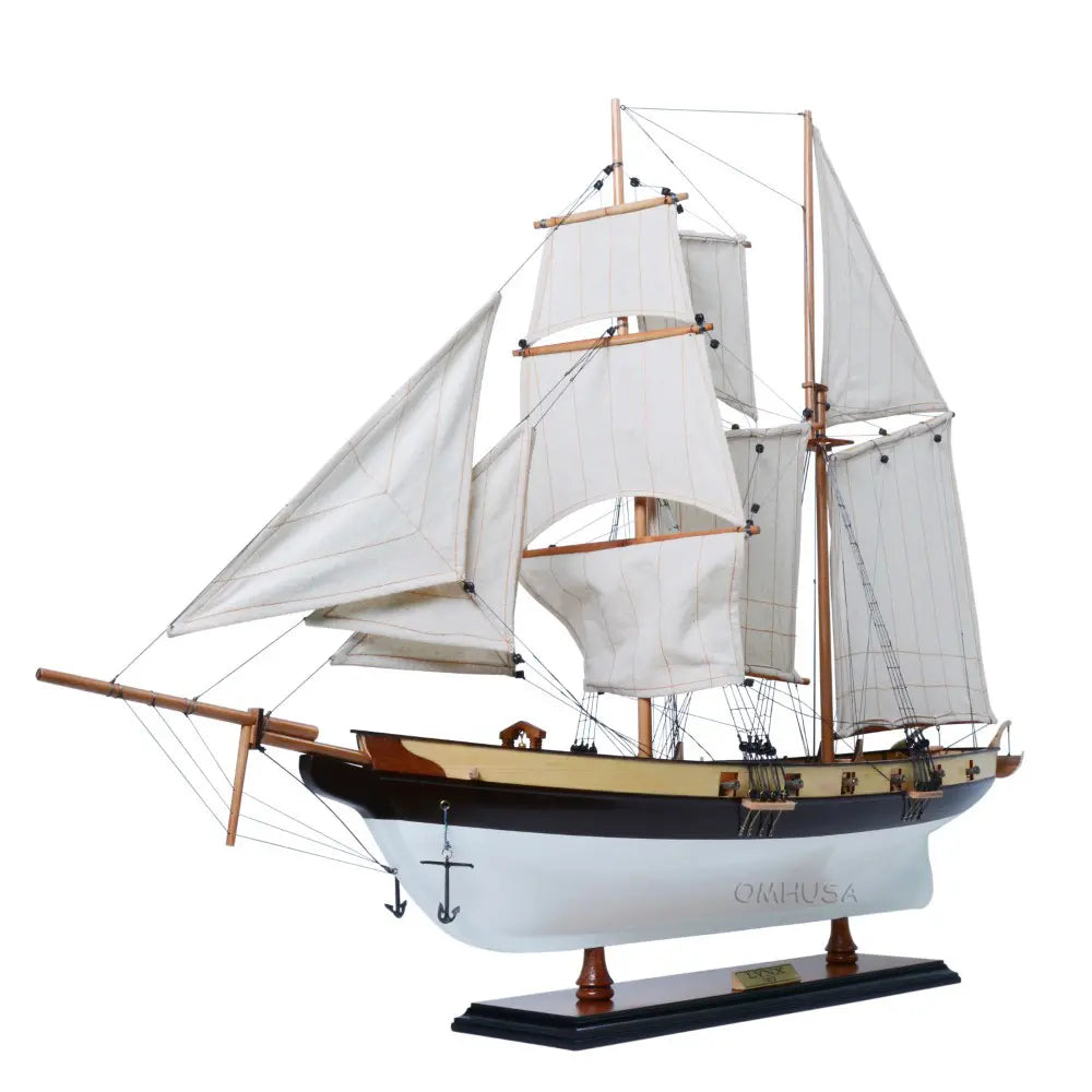 Lynx Painted Tall Ship Model