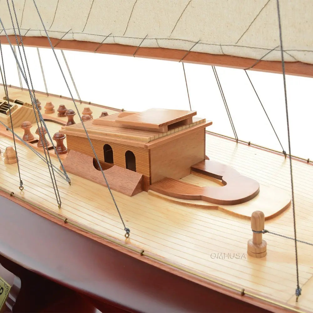 Endeavour XL Sailboat Model