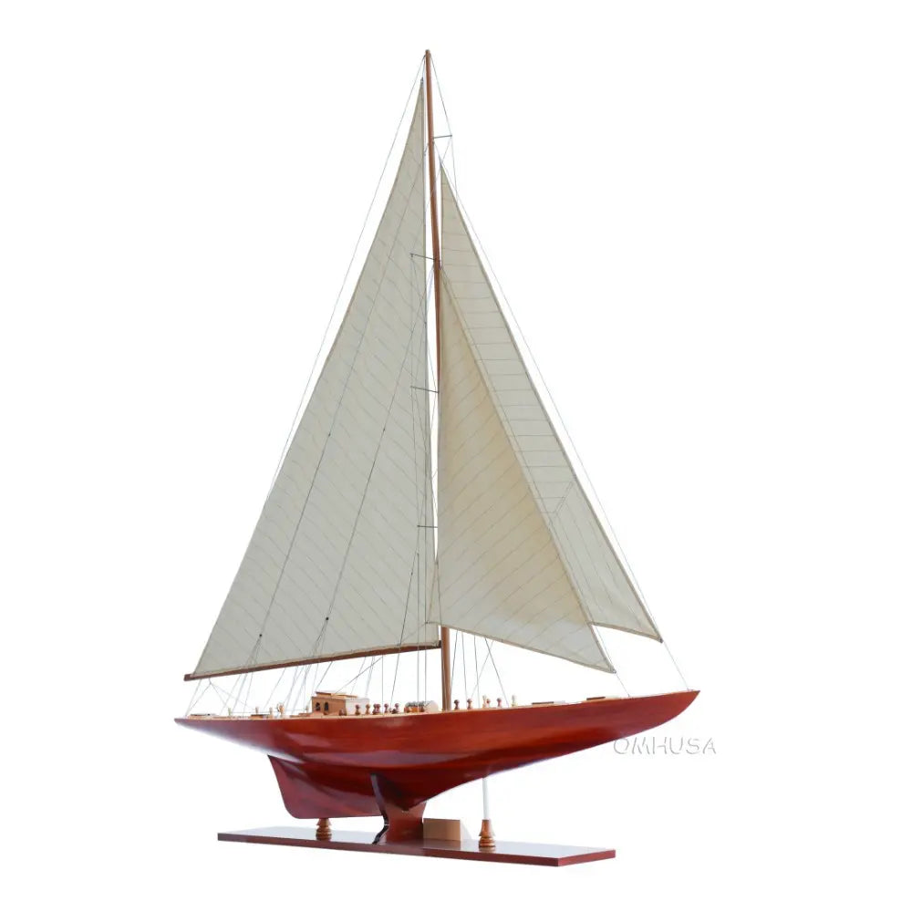 Endeavour XL Sailboat Model