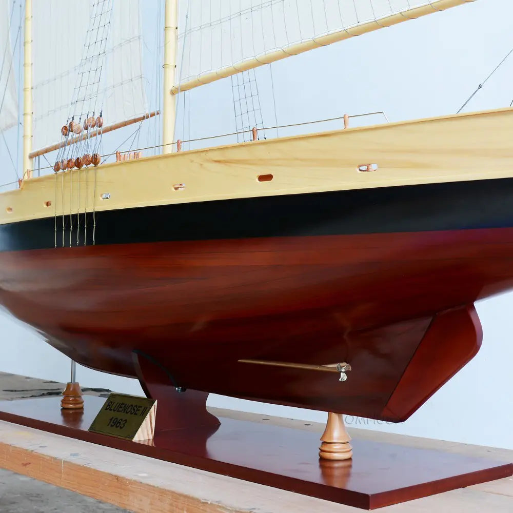 Bluenose II XL Sailboat Schooner Model-Y074