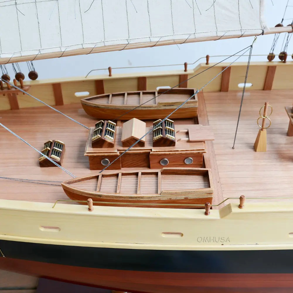 Bluenose II XL Sailboat Schooner Model-Y074