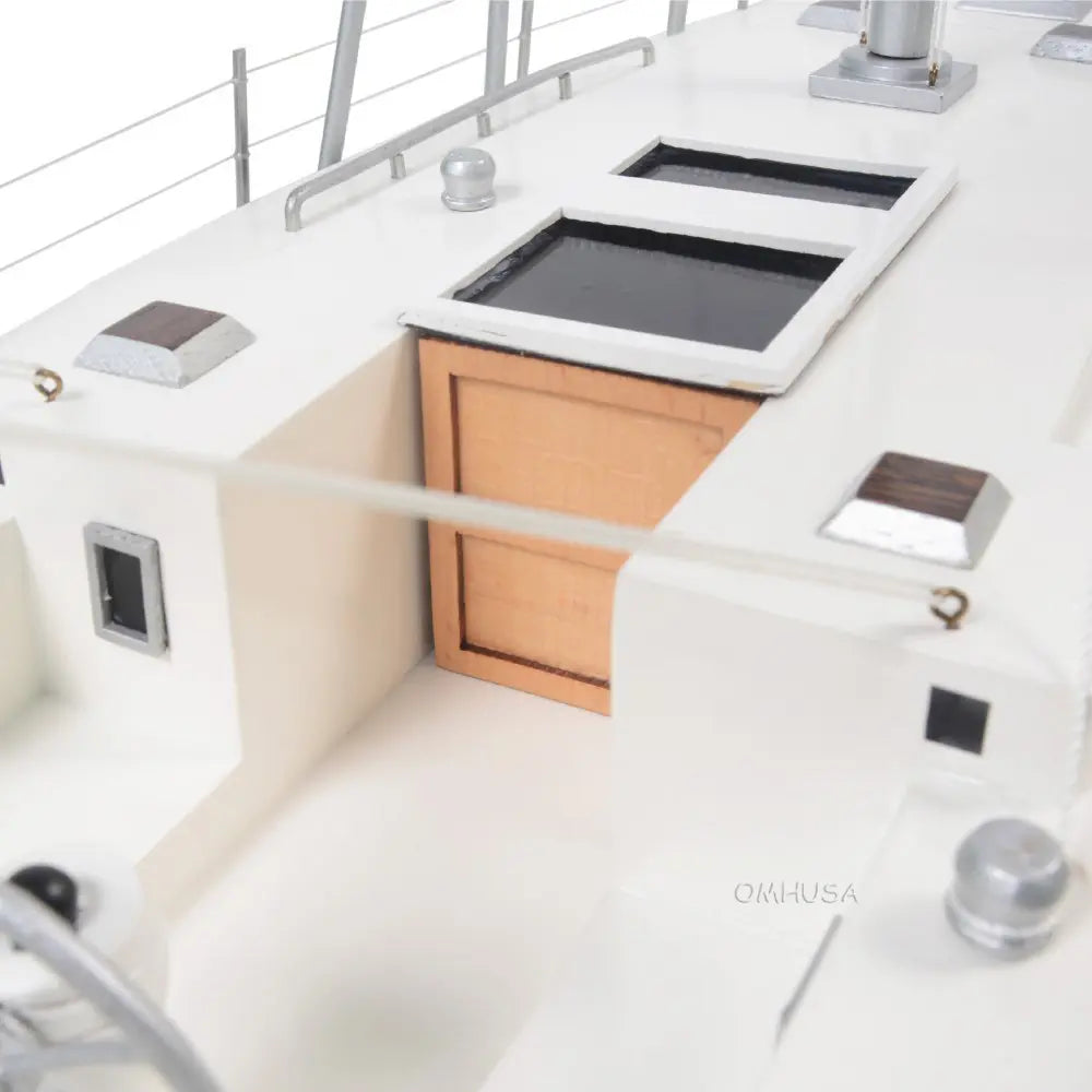 Victory Model Sailing Yacht